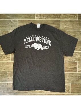 Yellowstone T-shirt XL gray logo